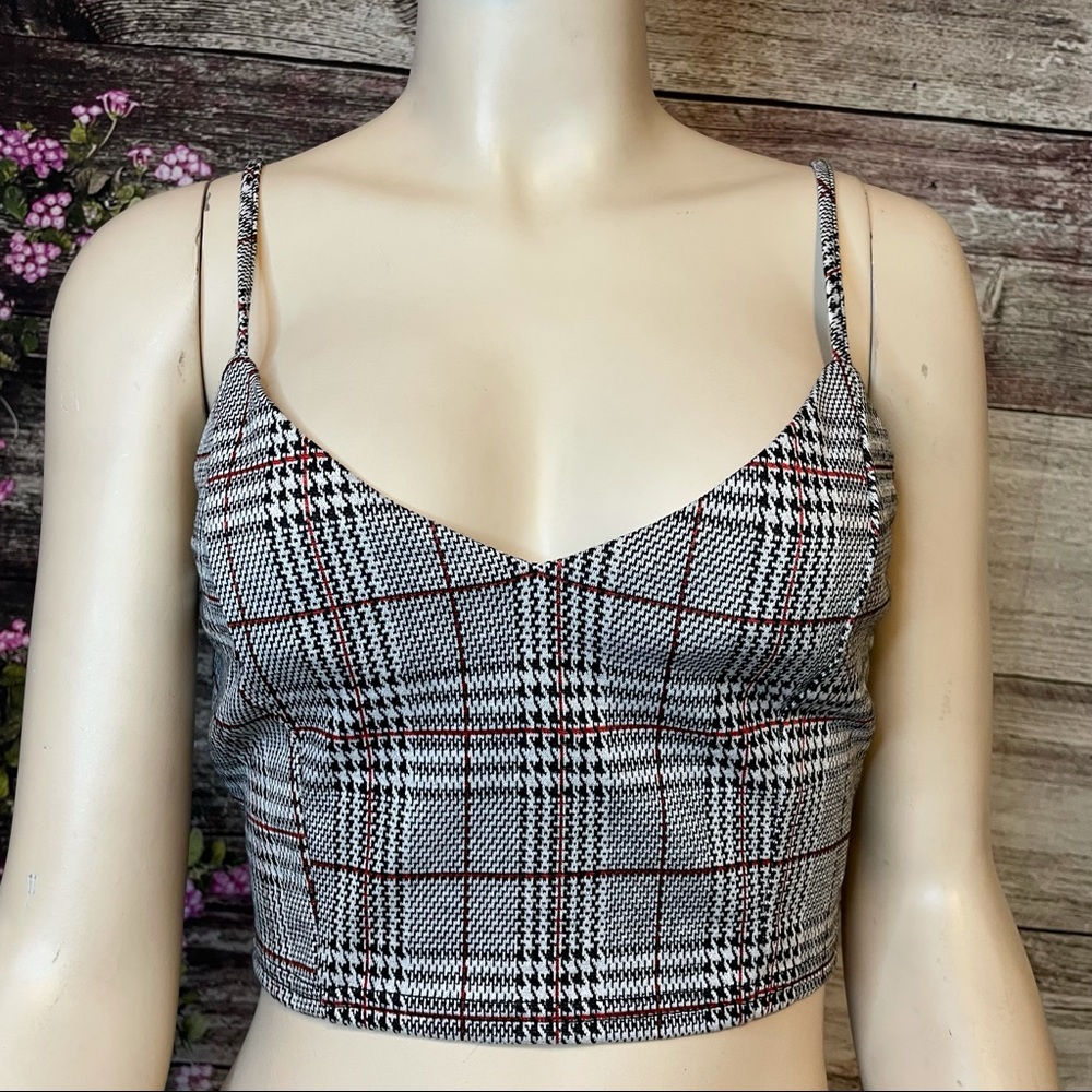 Gray Squared Spaghetti Straps Crop Top